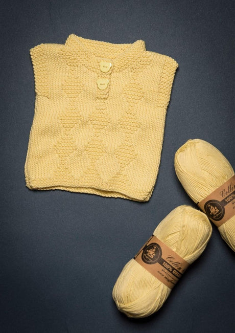 Strikket babyvest